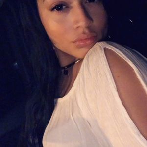 Meet your Posher, Elsy